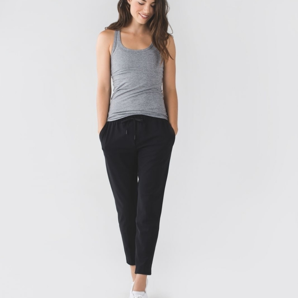 Lululemon Jet Set Crop